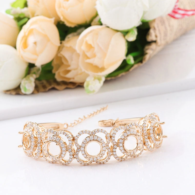 Luxury Trendy Waist Chain 5 Flower 10K/14K/18K Yellow Gold Moissanite Bracelet 6.5mm Round Vvs Moissanite Diamond Custom Jewelry