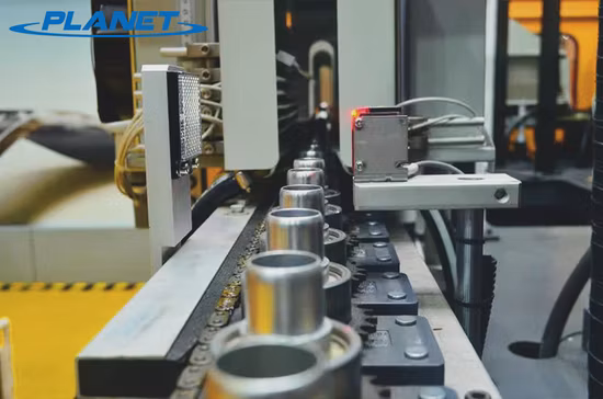 High Speed Full Automatic Plastic Pet Drinking Water Juice Carbonated Drink 200ml 300ml 500ml 1L Small Size Blow Bottle Blowing Moulding/Molding Machine