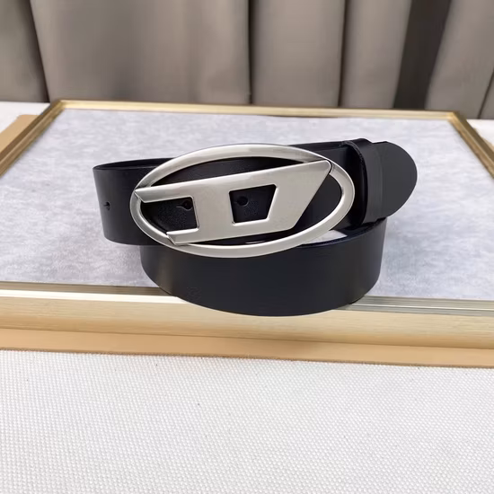 Classic Fashion Trend Women′s Belt Design Belt Personality Jeans Dress Belt Women